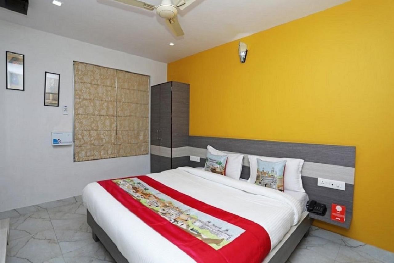 Chandramouli Hotel Jaipur Buitenkant foto