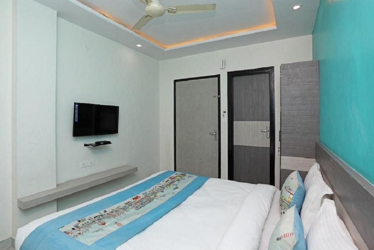 Chandramouli Hotel Jaipur Buitenkant foto